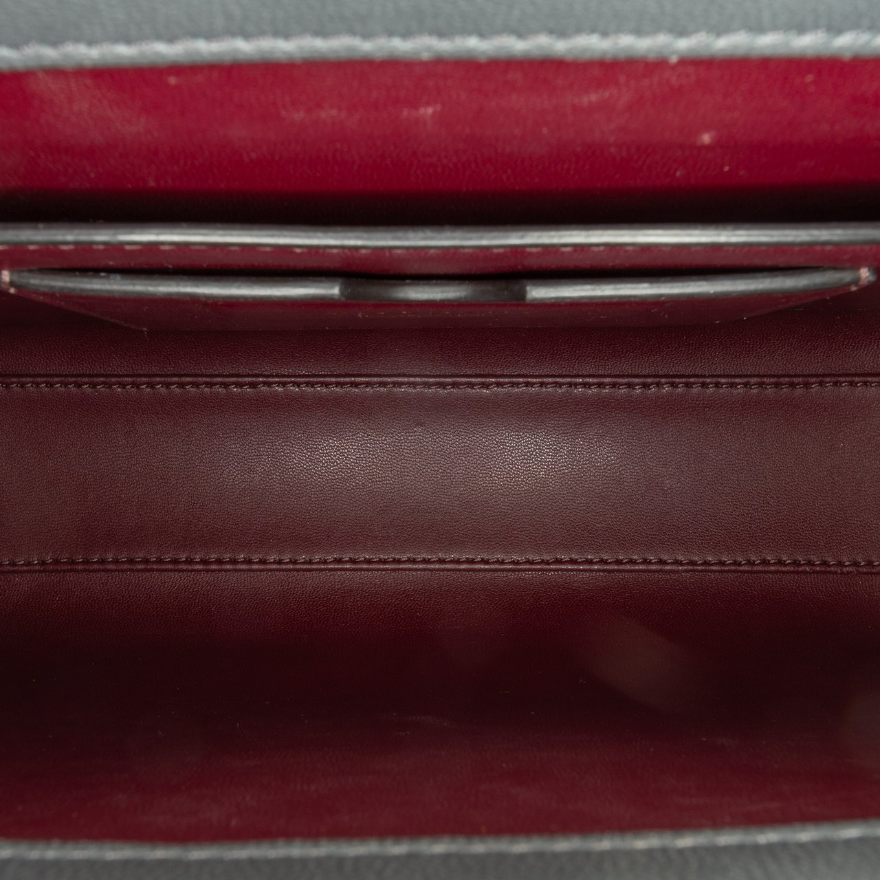 Givenchy Medium Croc Embossed Eden Crossbody Grijs