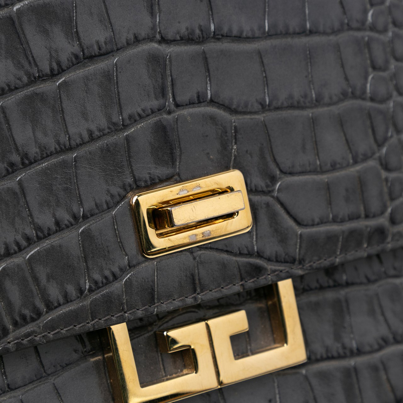 Givenchy Medium Croc Embossed Eden Crossbody Grijs
