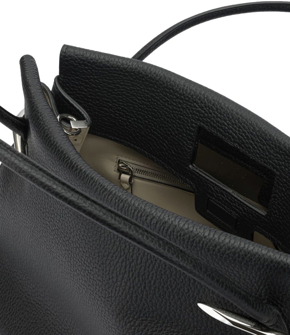 Givenchy Textured Black Handbag with Silver-tone Accents Zwart