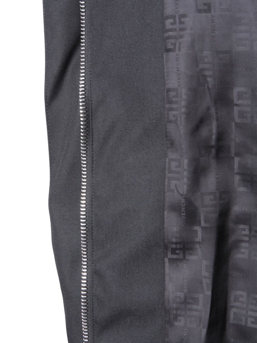 Givenchy Boxy Wind Jacket With High Collar Grijs