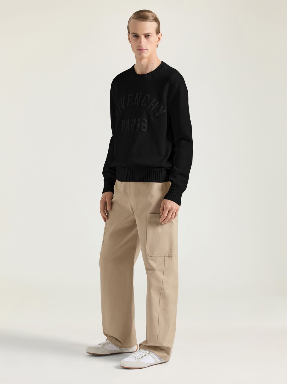 Givenchy Black Embossed Detail Crew Neck Sweater Zwart