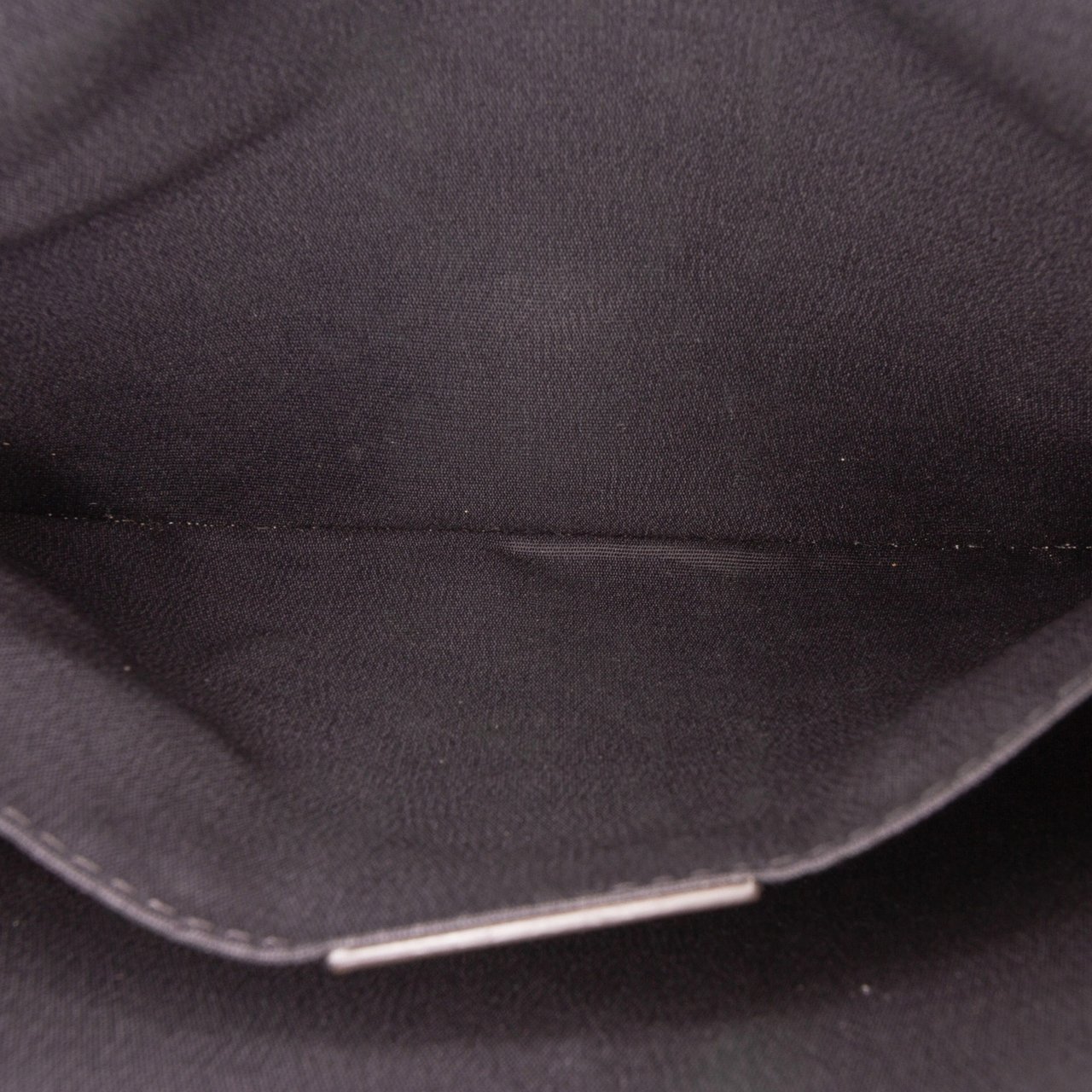Givenchy Canvas Logo Clutch Bruin
