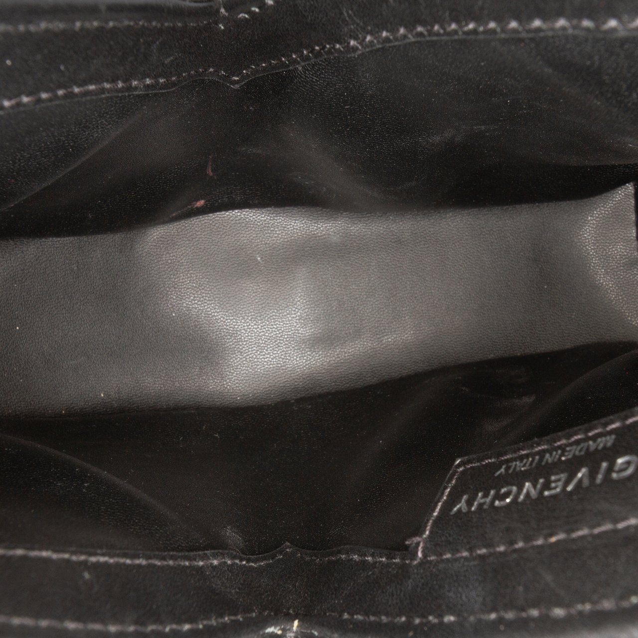 Givenchy Small Leather Cut Out Satchel Zwart