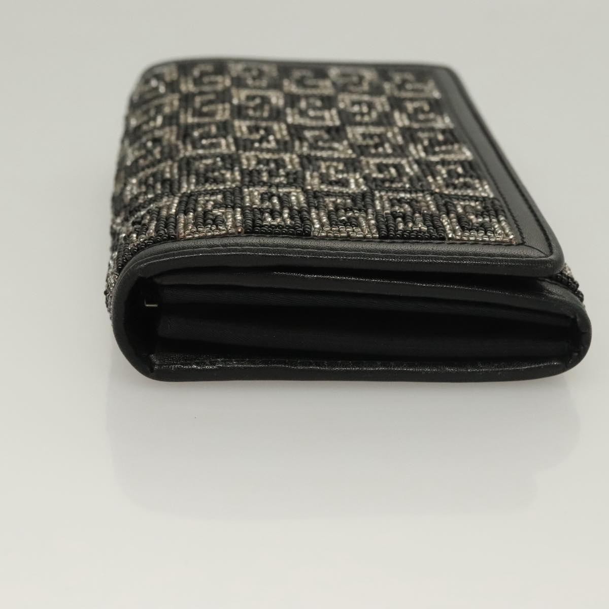 Givenchy Givenchy GV3 Wallet Leather Medium Zwart