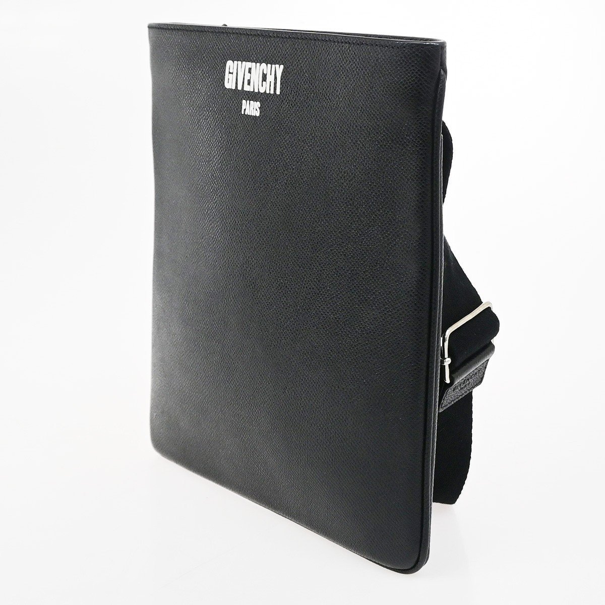 Givenchy Logo Messenger Leather Medium Zwart