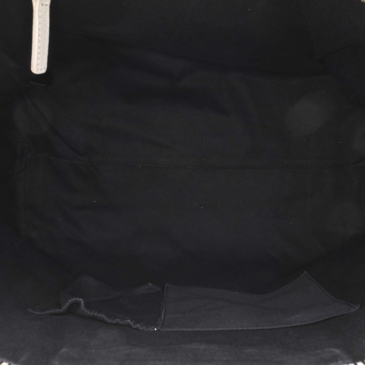 Givenchy Large Leather Antigona Satchel Wit