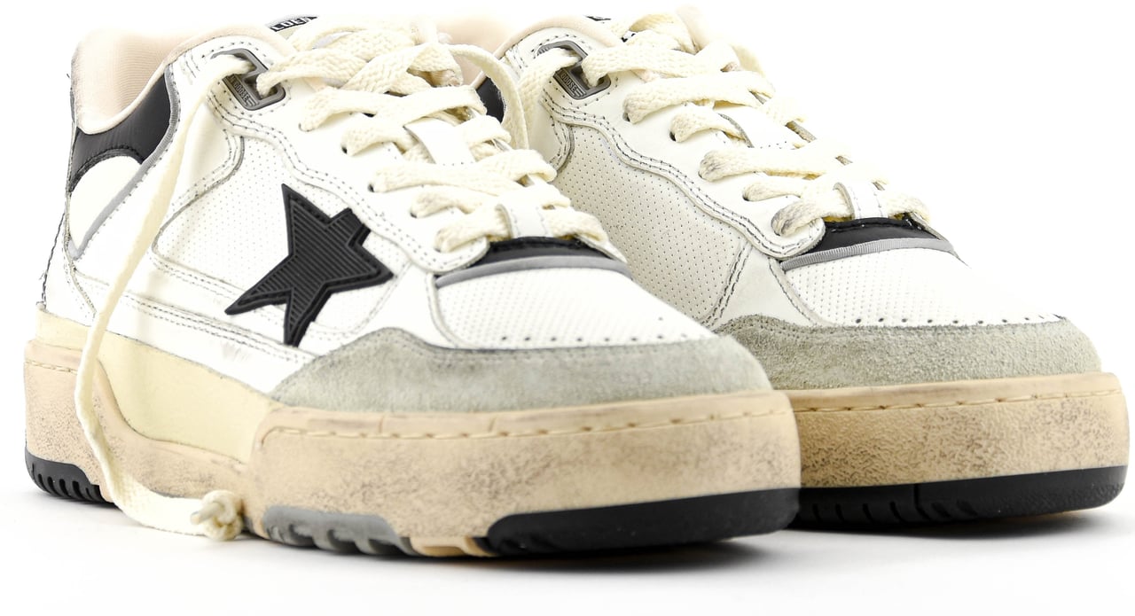 Golden Goose Forty 2 White Black Wit
