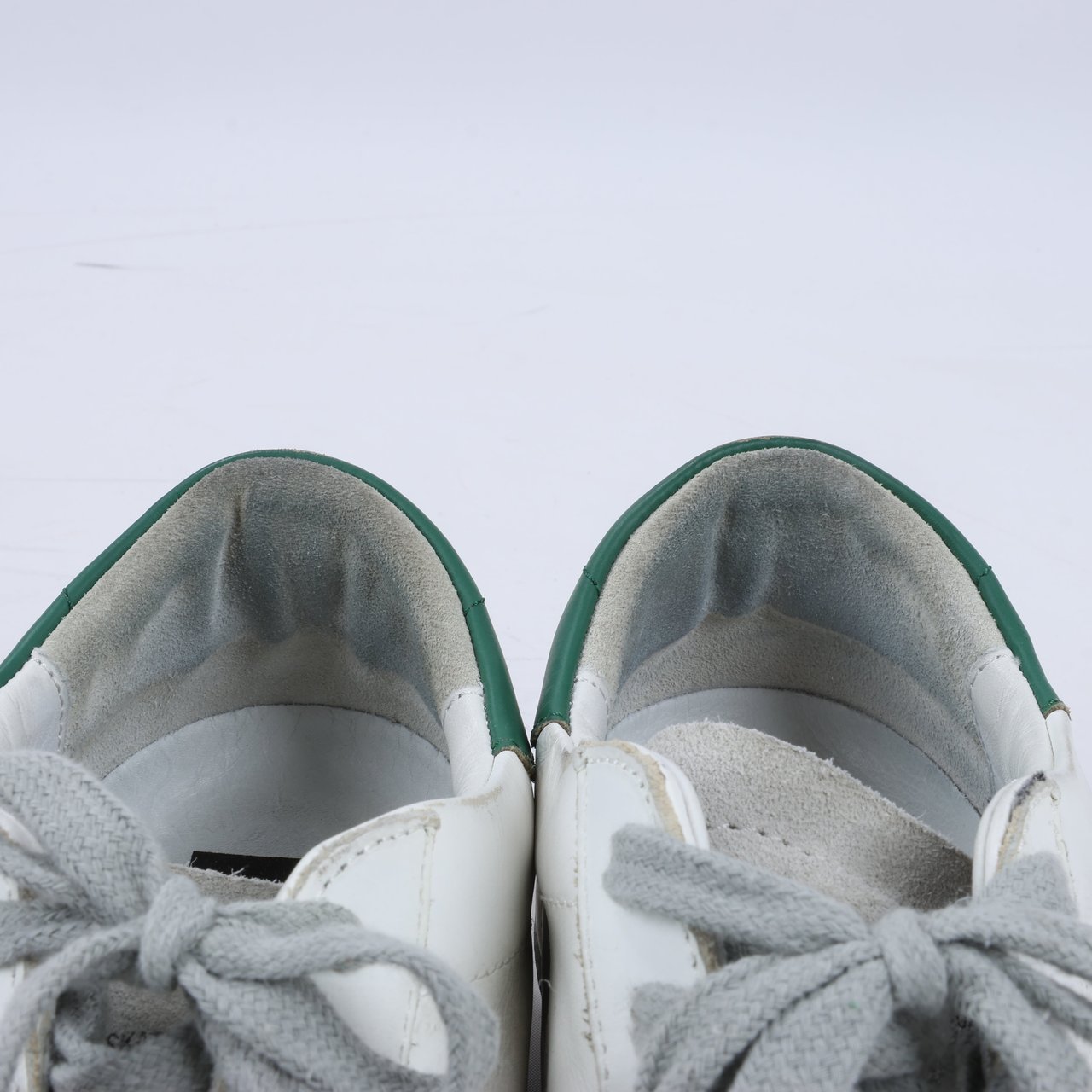 Golden Goose GOLDEN GOOSE Leather Sneakers in White SUPERSTAR, Size 40 EU Beige