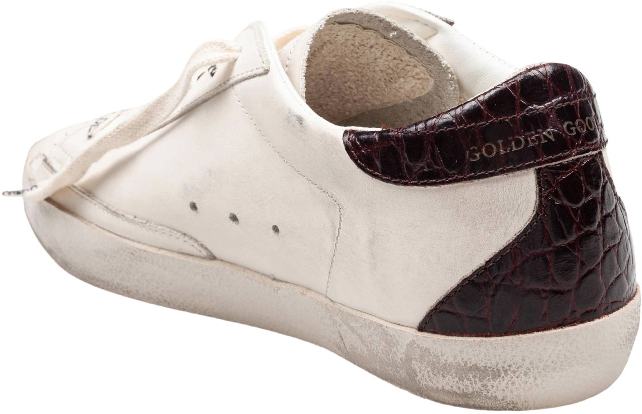 Golden Goose Golden goose super star leather sneakers in white with golden star Wit