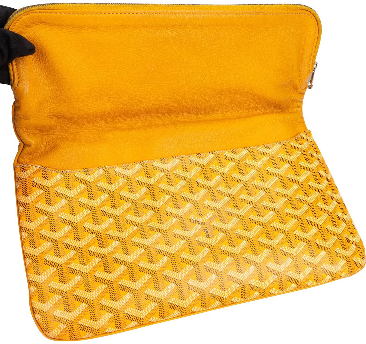 Goyard Goyard Monogram Goyardine Sainte-Marie Clutch Geel