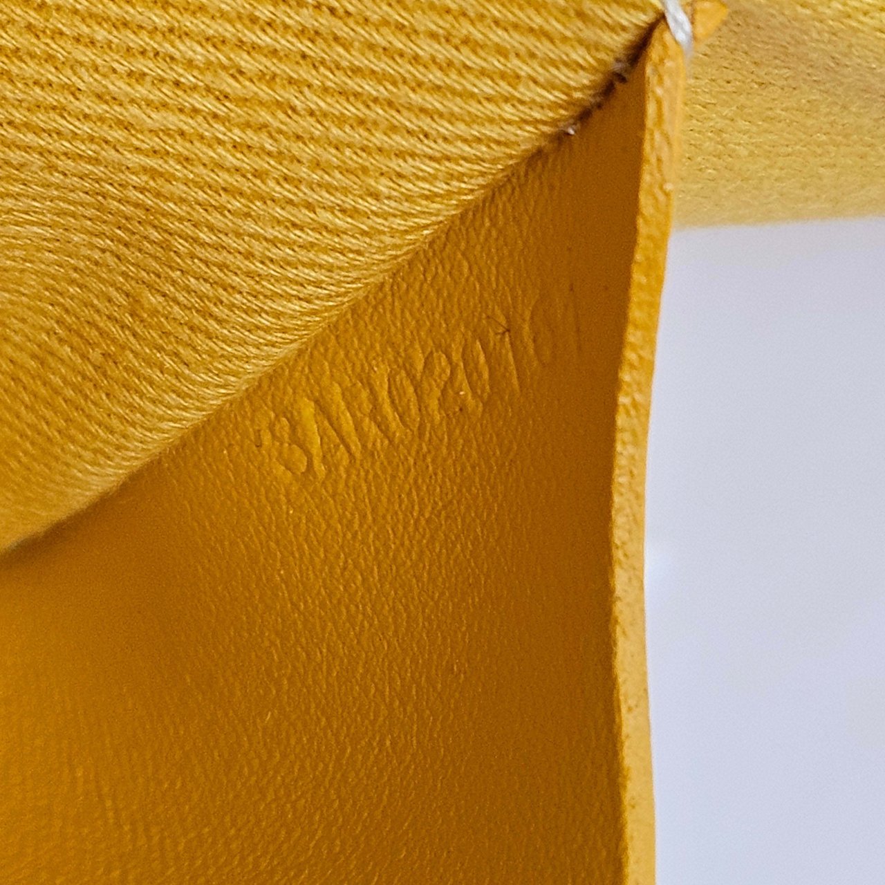 Goyard Goyard Yellow Goyardine Senat MM Clutch Divers