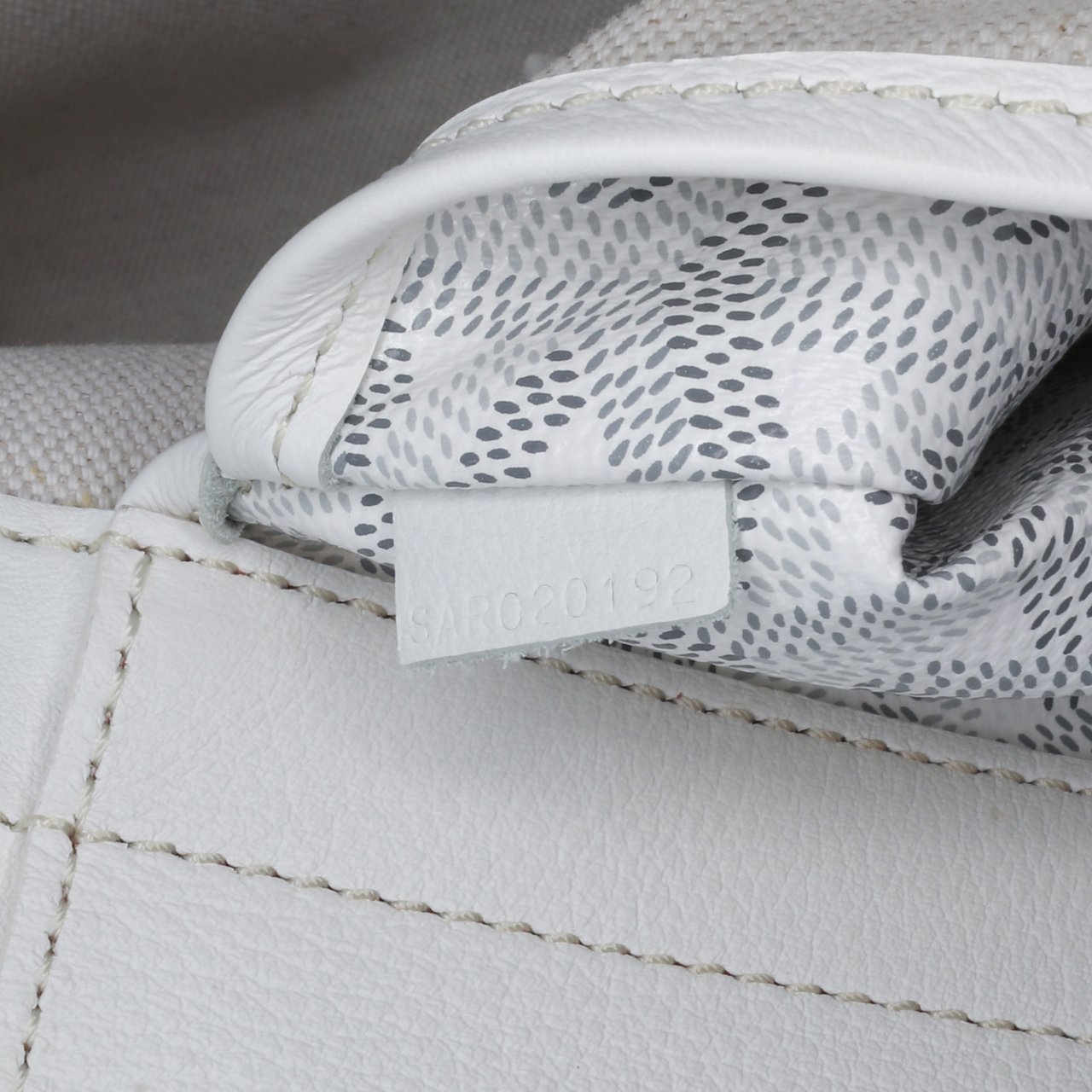 Goyard Goyardine Rouette PM Wit
