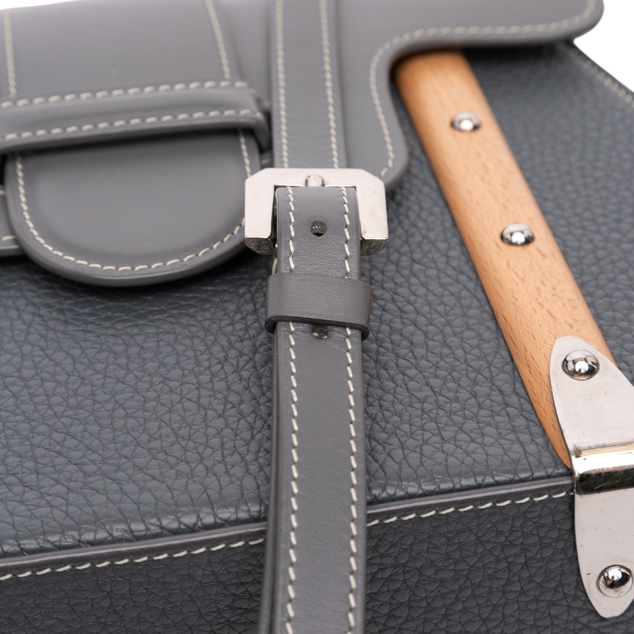 Goyard Leather Saigon Structured MM Grijs