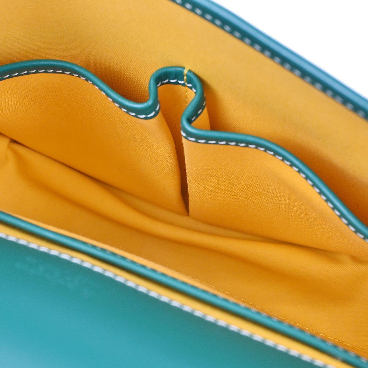 Goyard Goyard Belvedere II Messenger Bag Coated Canvas PM Groen