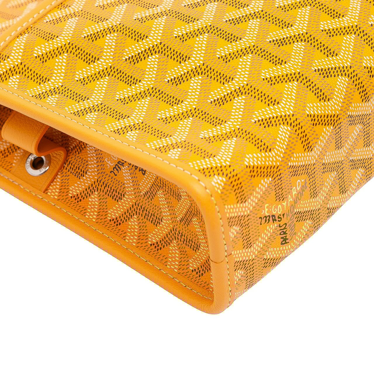 Goyard Goyardine Jouvence Toiletry Pouch MM Geel