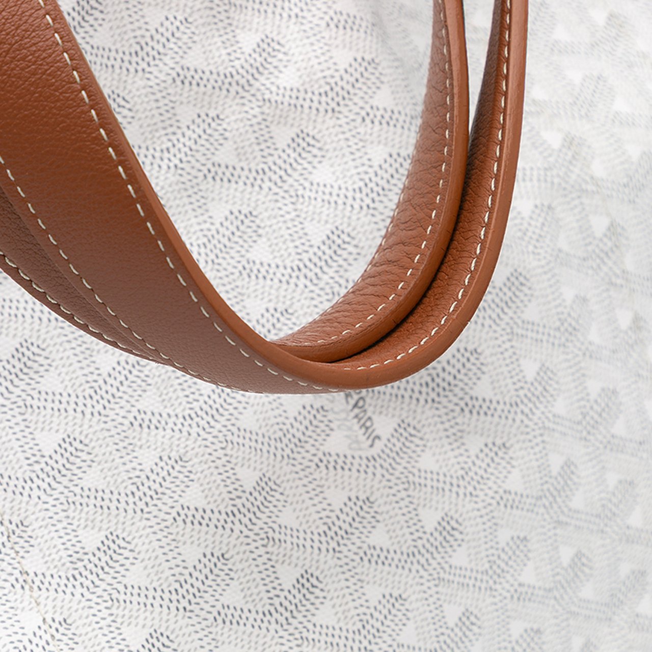 Goyard Goyardine Reversible Belharra Tote Wit