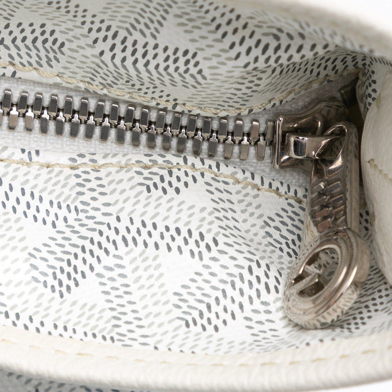 Goyard Goyardine Boheme Hobo Wit