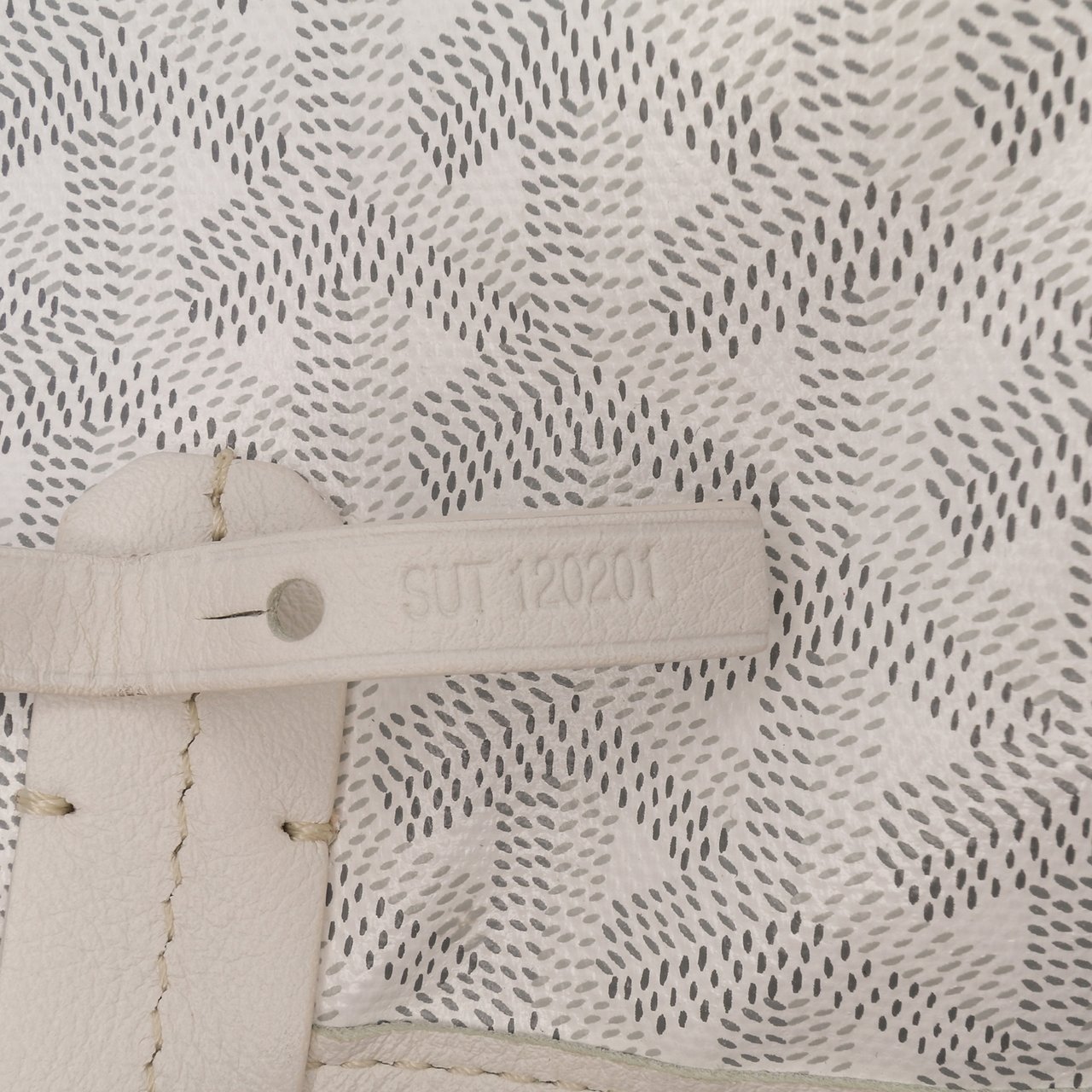 Goyard Goyardine Reversible Anjou GM Wit