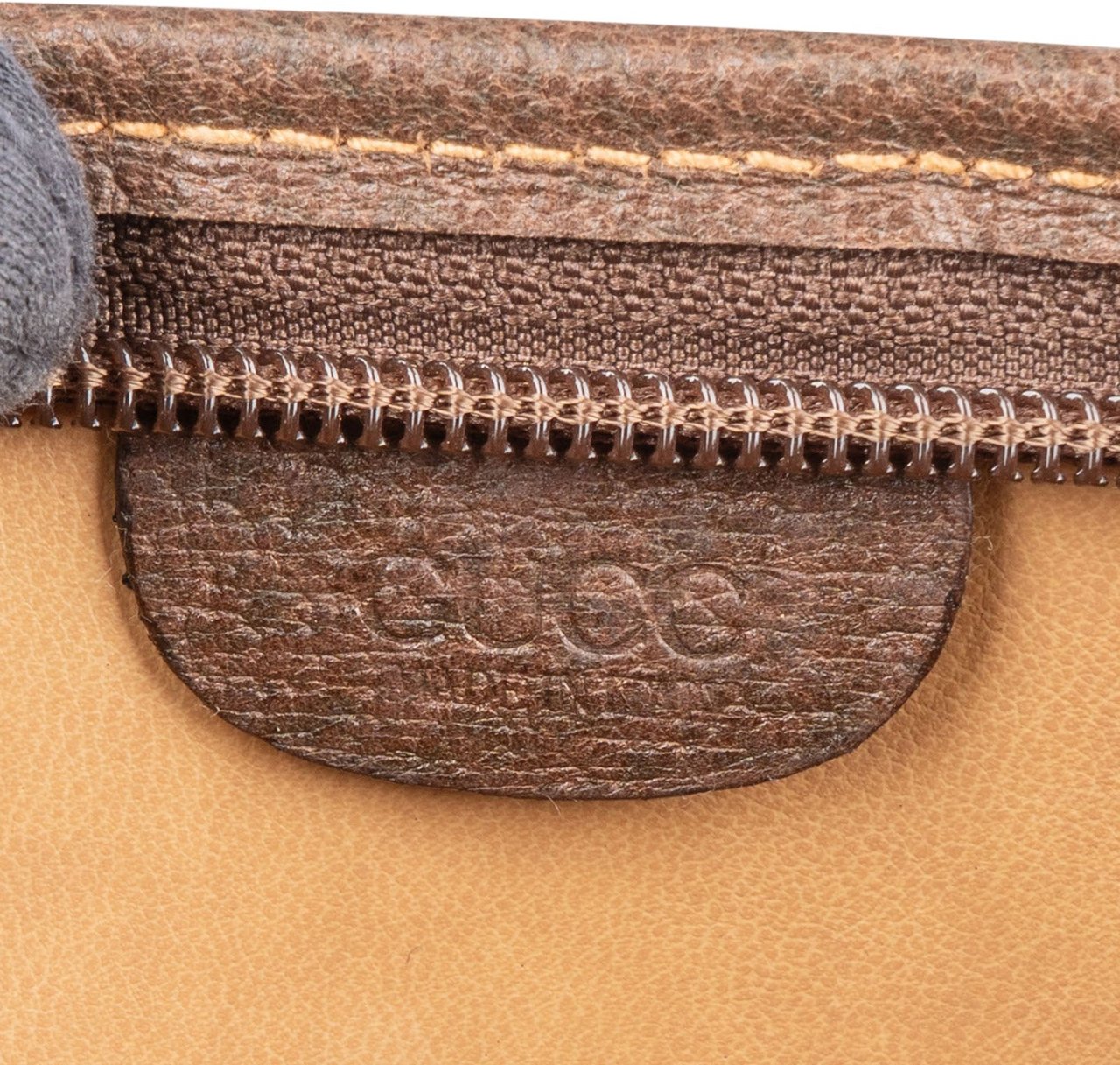 Gucci Gucci GG Monogram Vintage Supreme Clutch Bruin