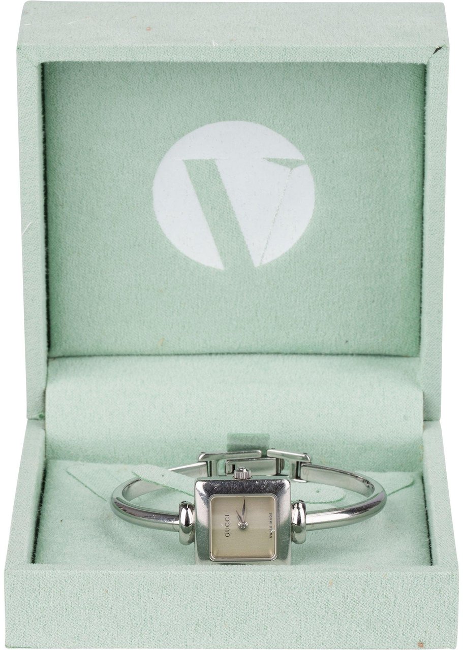 Gucci Gucci Silver Tone 1900L Women Watch Divers