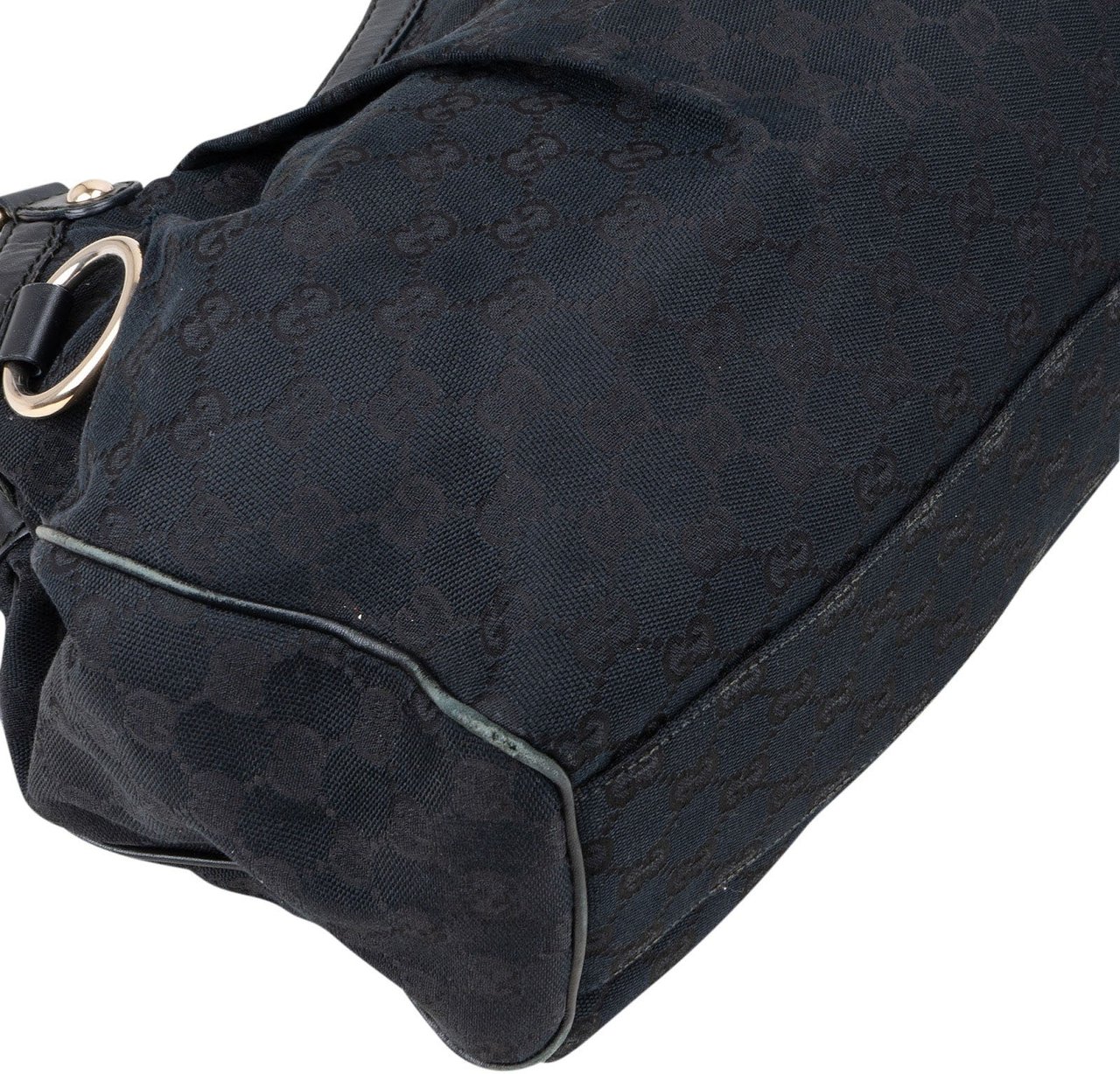 Gucci Gucci Monogram GG Monogram Sukey Handbag Zwart