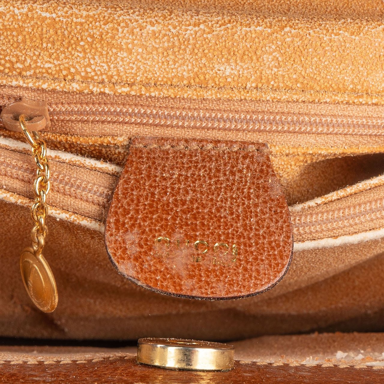 Gucci Gucci Grained Leather Bamboo Handbag Bruin