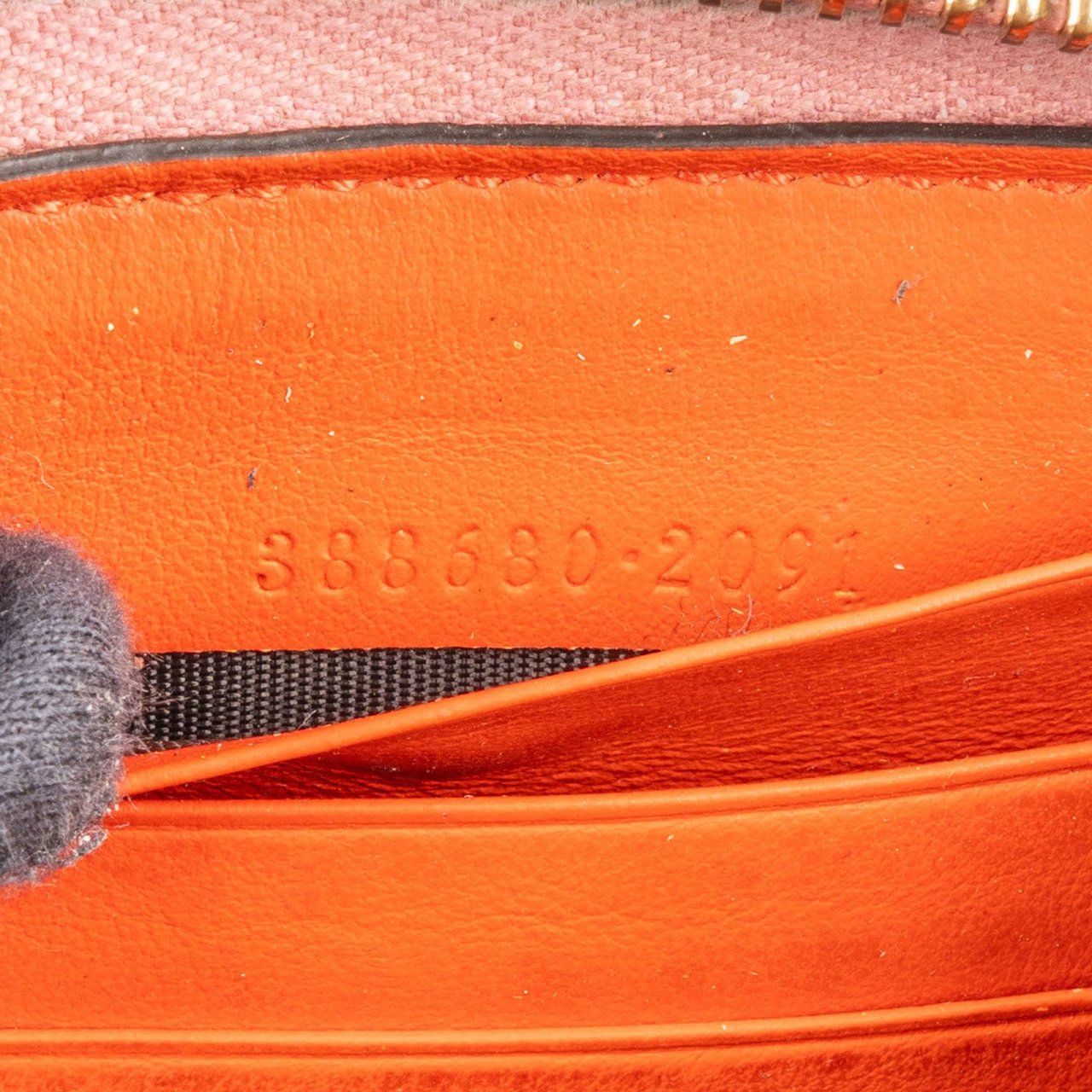 Gucci Gucci Monogram GG Supreme Bow Zip Around Wallet Beige