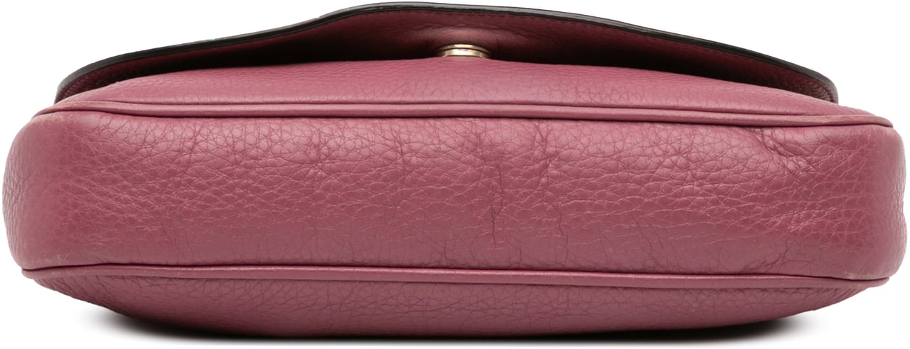 Gucci Medium Leather Soho Chain Flap Crossbody Roze