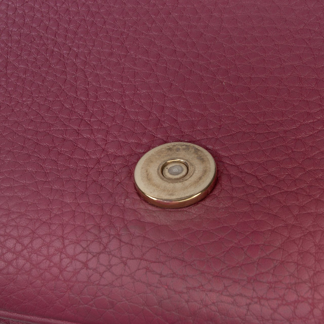 Gucci Medium Leather Soho Chain Flap Crossbody Roze