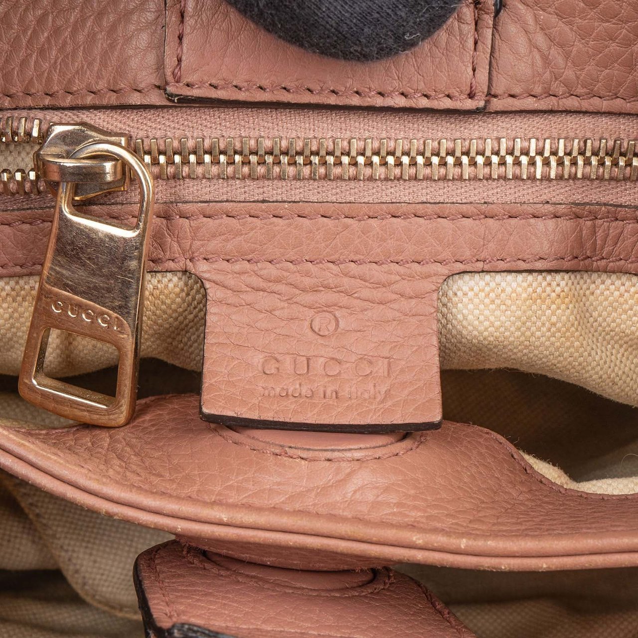 Gucci Gucci Leather Bamboo Handbag Rood