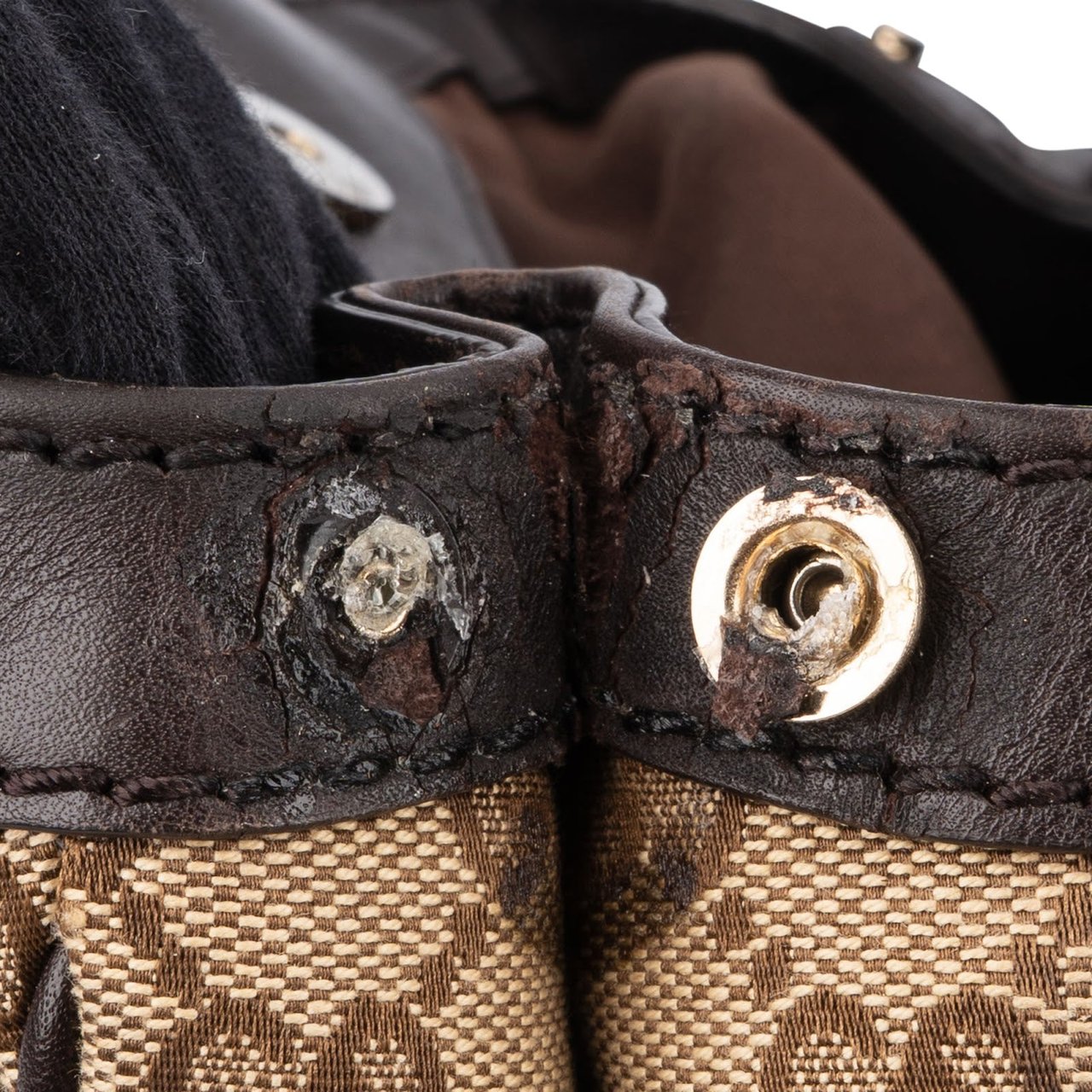 Gucci Gucci Monogram GG Sukey Handbag Bruin