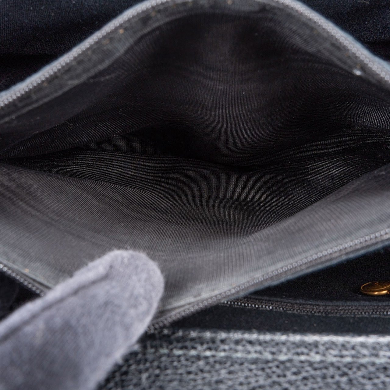 Gucci Gucci Suede Bamboo Tote Handbag Zwart