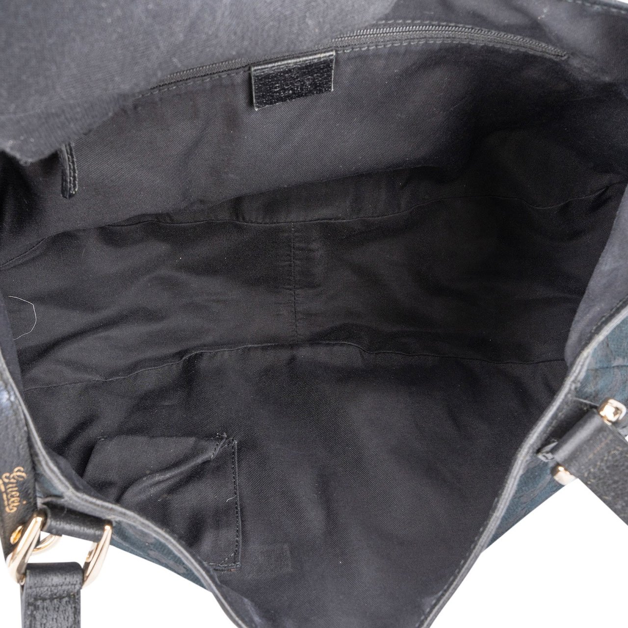 Gucci Gucci Monogram GG Abbey Shoulder Bag Zwart