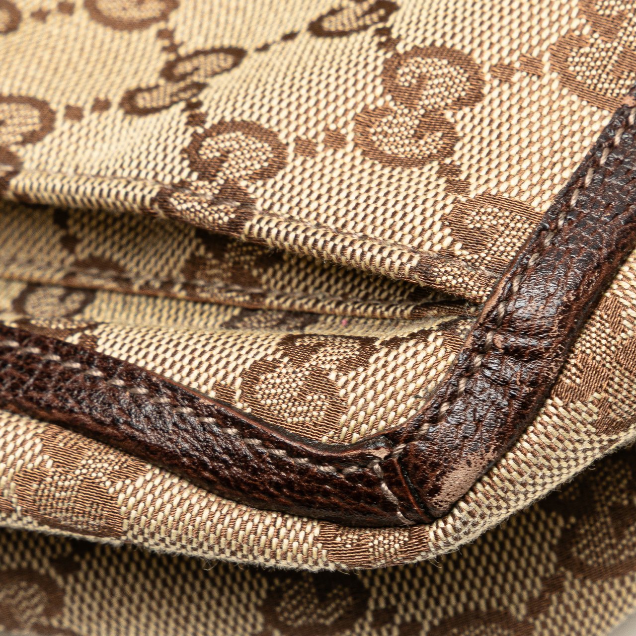 Gucci GG Canvas Abbey D Ring Pocket Tote Bruin