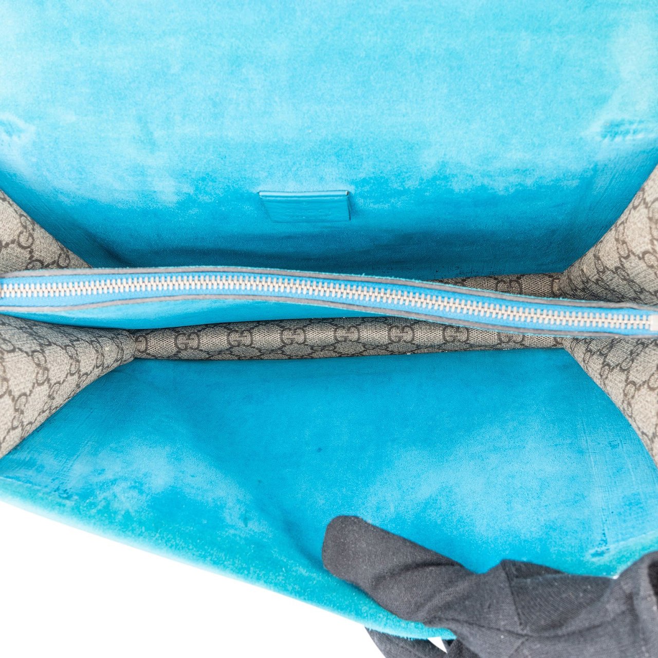 Gucci Gucci Monogram GG Supreme Floral and Snake Embroided Dionysus Shoulder Bag Blauw