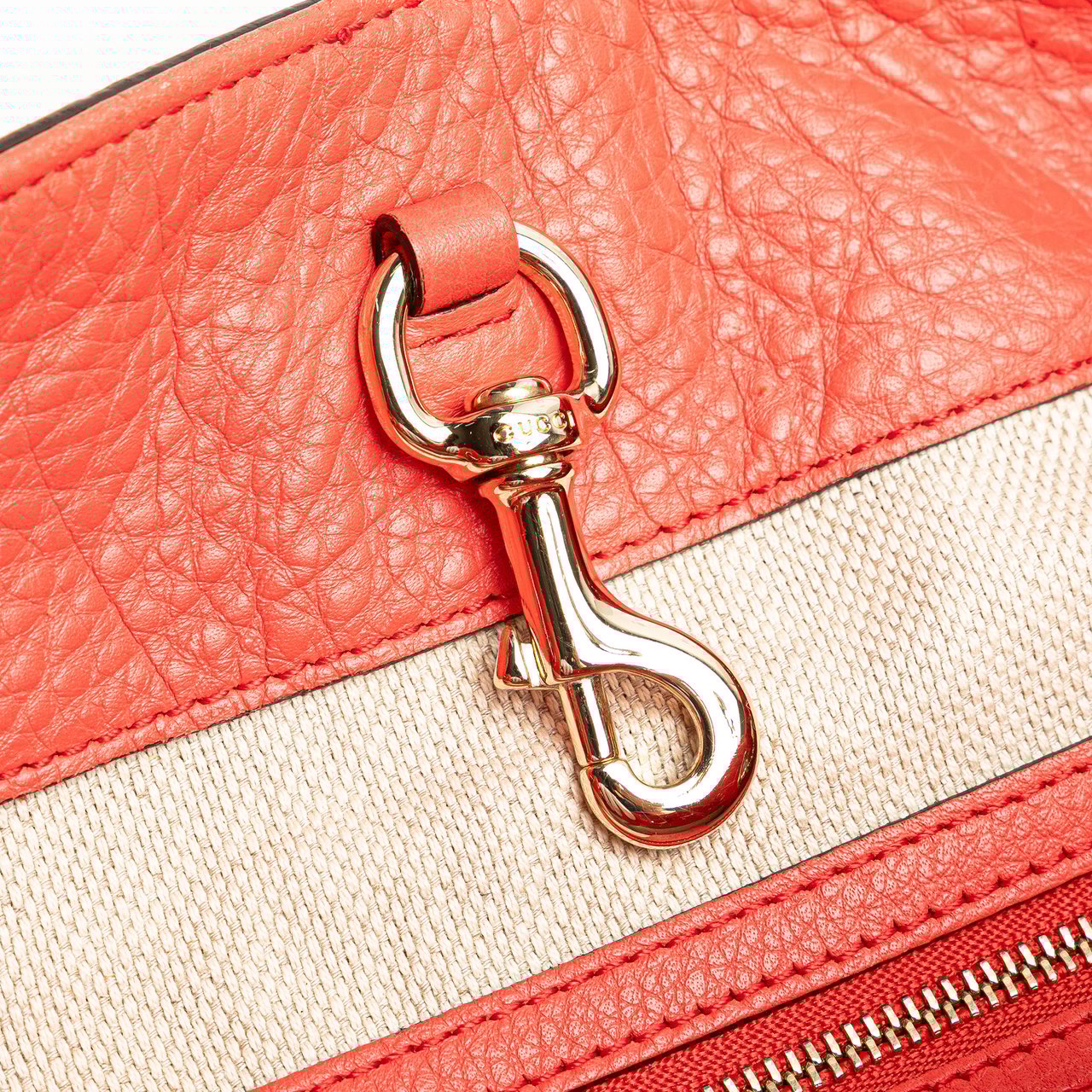 Gucci Medium Leather Soho Chain Tote Roze