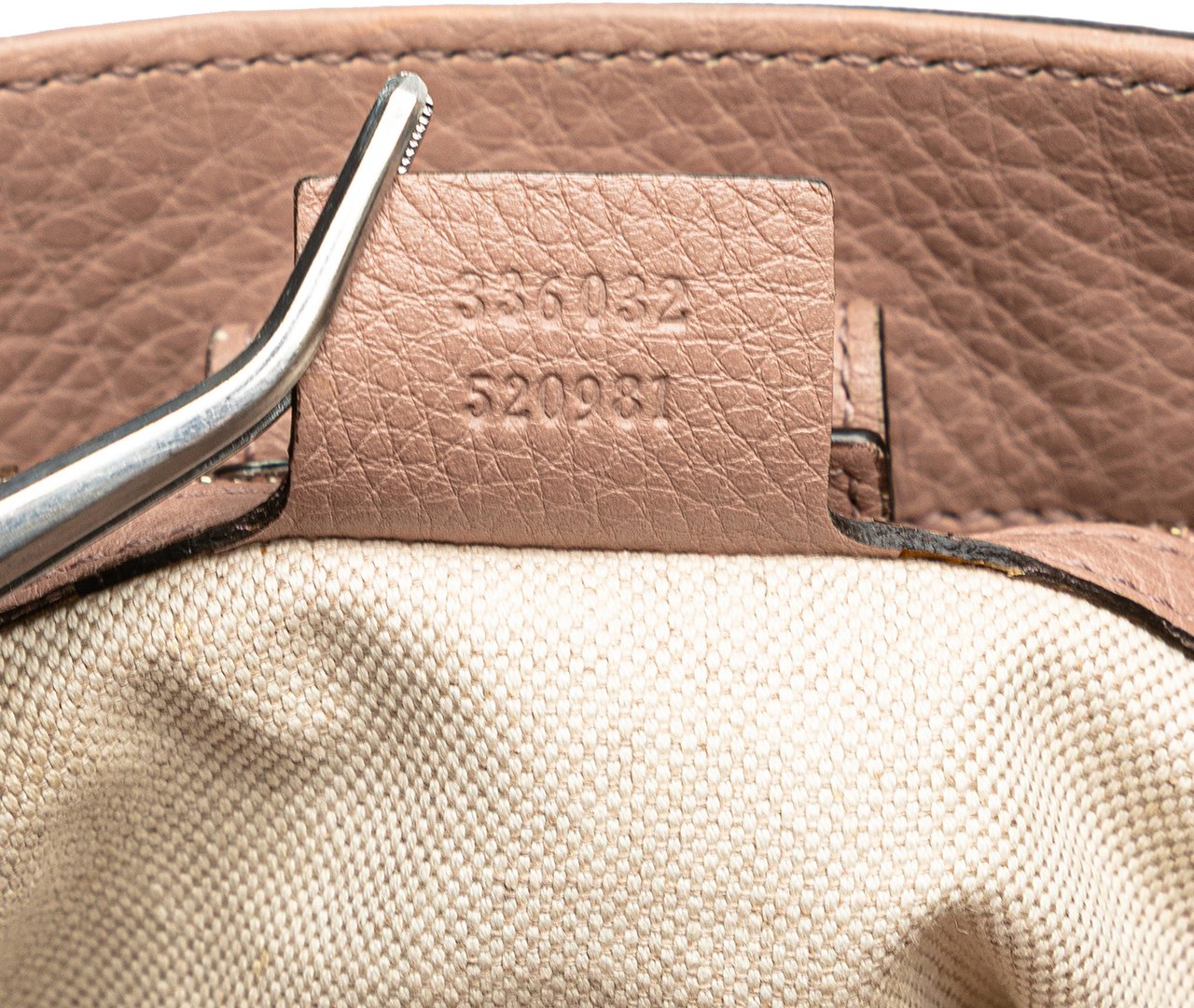 Gucci Small Calfskin Bamboo Shopper Satchel Roze