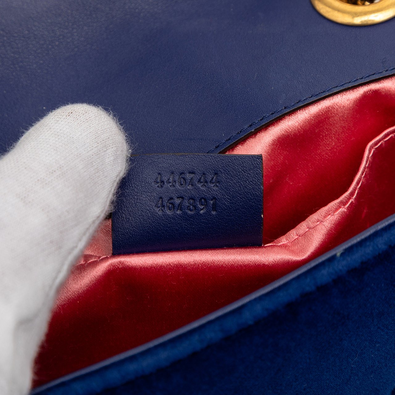 Gucci Small GG Marmont Matelasse Velvet Shoulder Bag Blauw