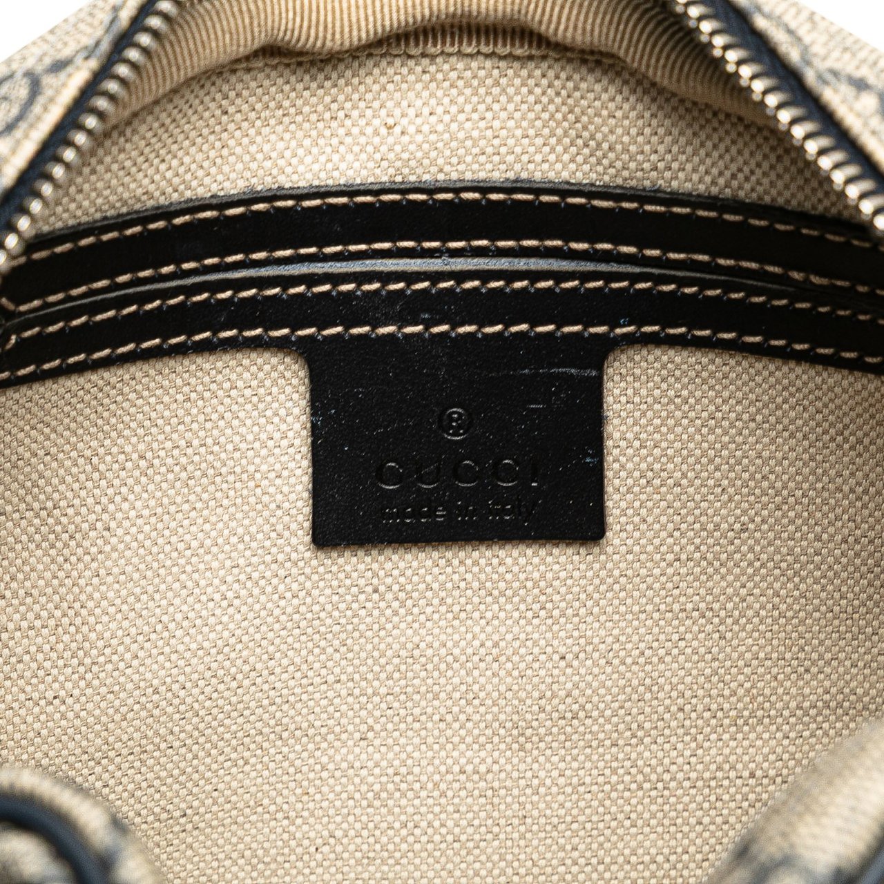 Gucci GG Supreme Crossbody Bruin