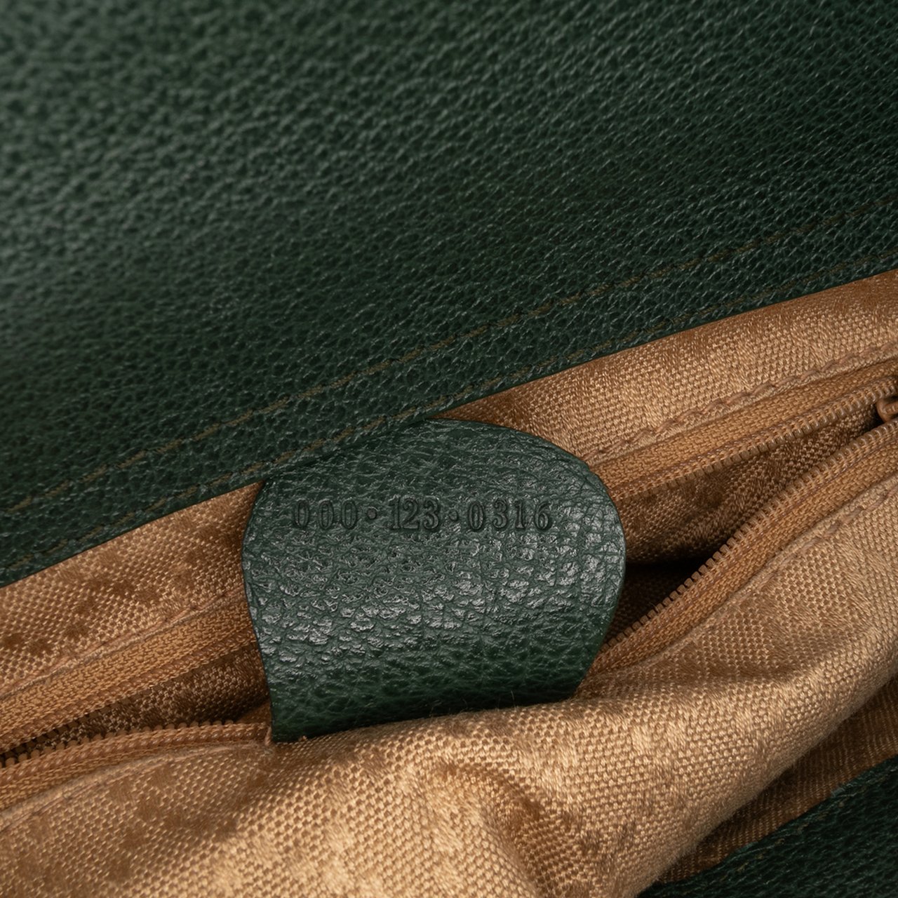Gucci Suede Bamboo Satchel Groen