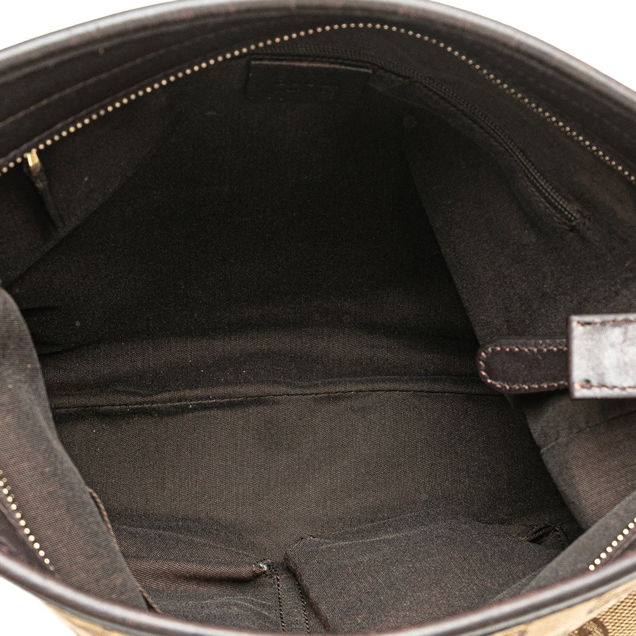 Gucci GG Canvas Shoulder Bag Bruin