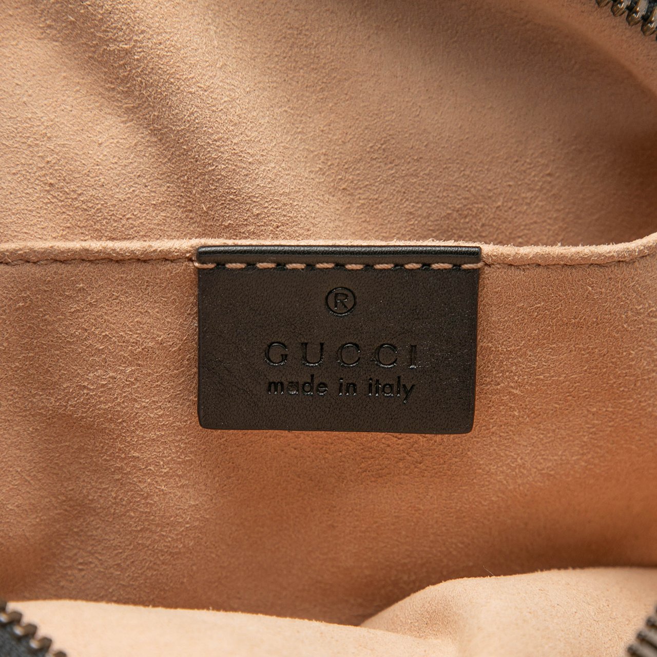 Gucci GG Marmont Matelasse Leather Belt Bag Zwart