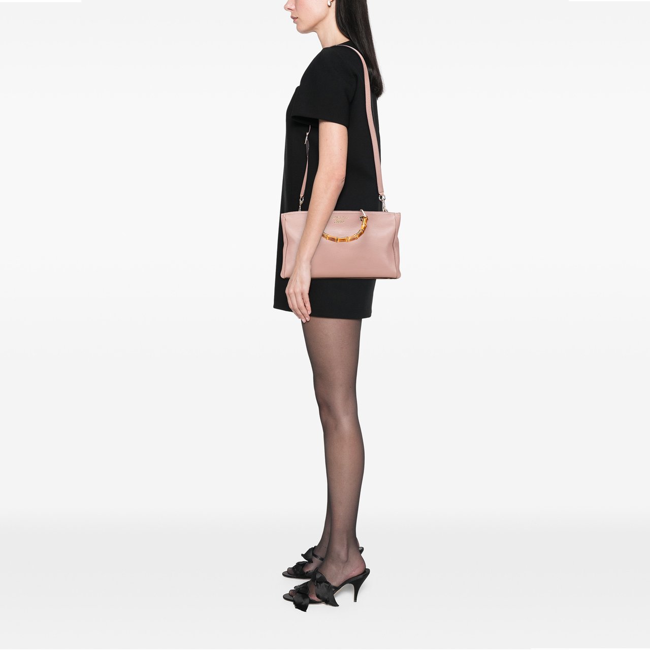 Gucci Medium Calfskin Bamboo Shopper Satchel Roze