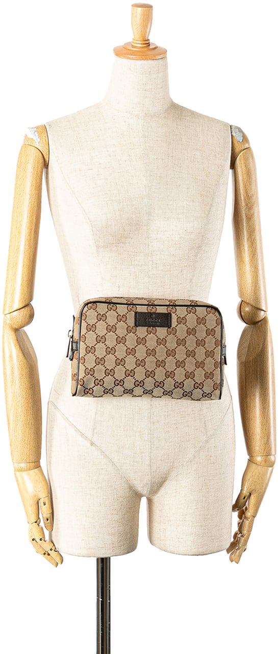 Gucci GG Canvas Belt Bag Bruin