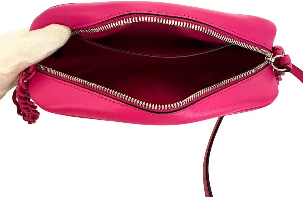Gucci Gucci GG Marmont Camera Bag Small Pink / very good Roze