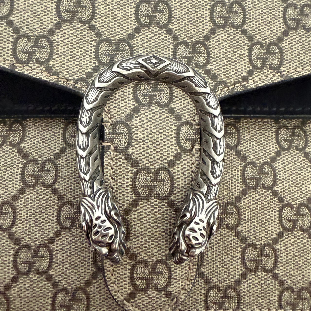 Gucci Gucci Dionysus Kleine Schultertasche GG Supreme Beige / sehr gut Beige