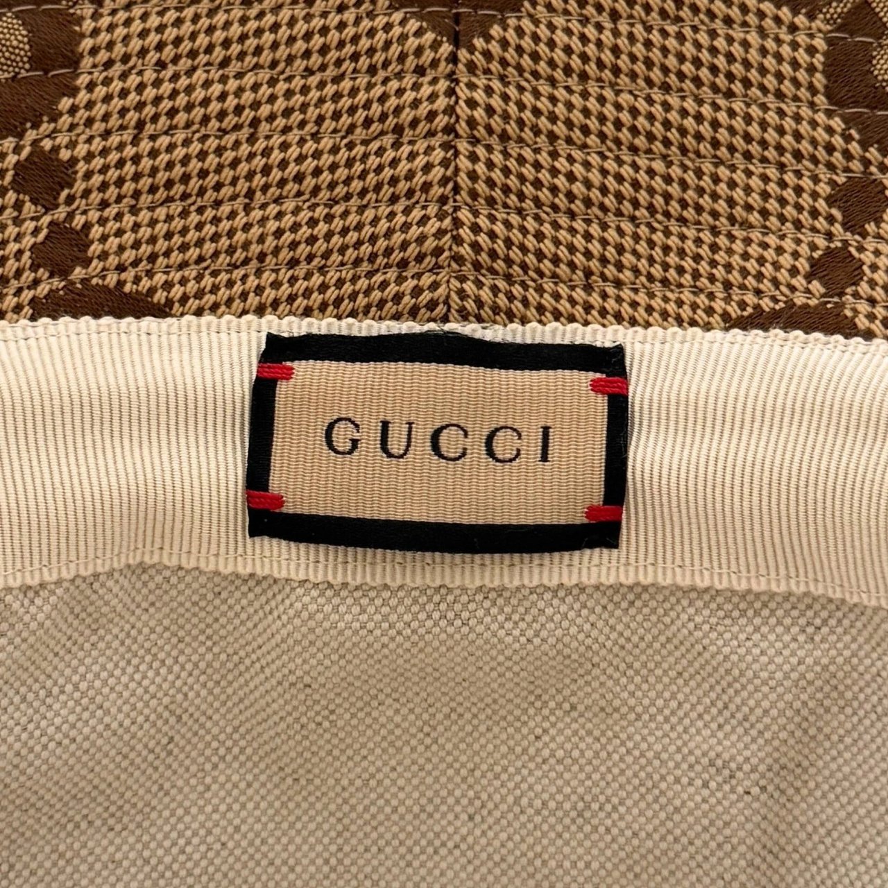 Gucci Gucci Jumbo GG Canvas Fischerhut Braun / neuwertig Bruin