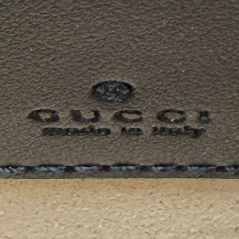 Gucci Gucci GG Marmont Phone Crossbody Bag Schwarz / neuwertig Zwart