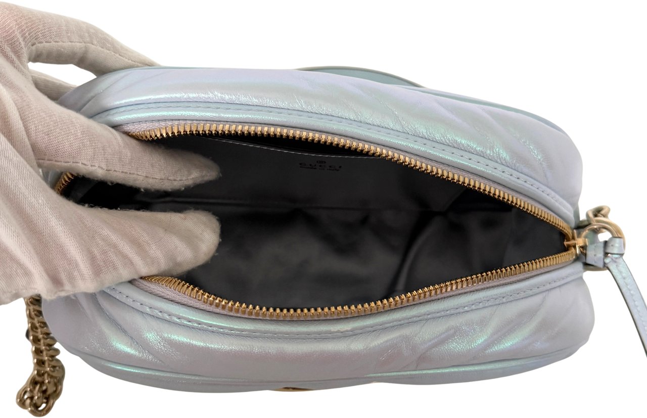 Gucci Gucci Kleine GG Marmont Schultertasche Metallicblau Fullset / neuwertig Blauw