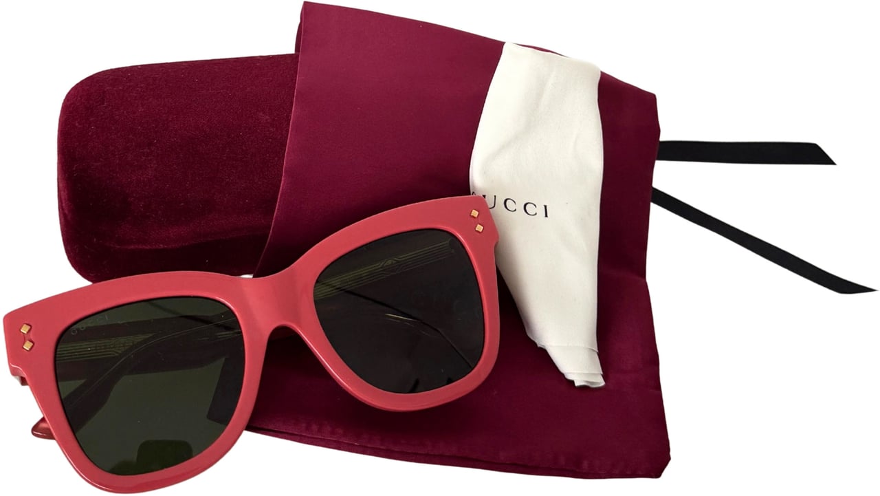 Gucci Gucci Sonnenbrille GG1082S 004 Rot / neuwertig Rood